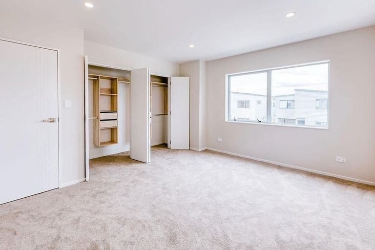 Photo of property in 18 Tumu Road, Papakura, 2110