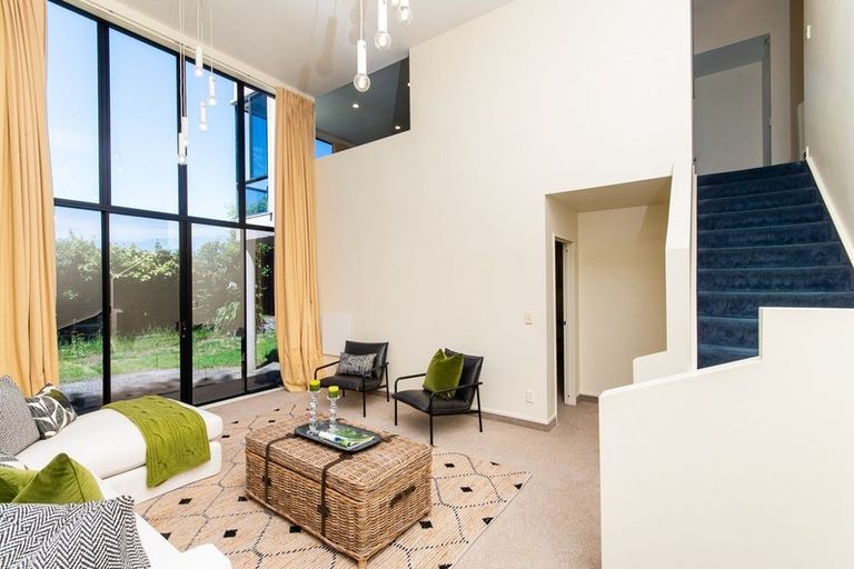 Photo of property in 6b Elizabeth Road, Bluff Hill, Napier, 4110