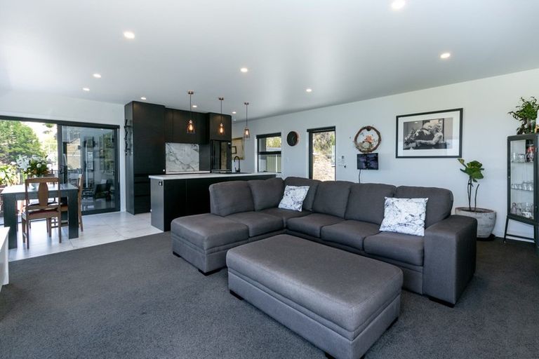 Photo of property in 685 Main North Road, Bay View, Napier, 4104