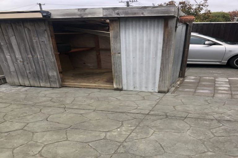 Photo of property in 122 Estuary Road, South New Brighton, Christchurch, 8062