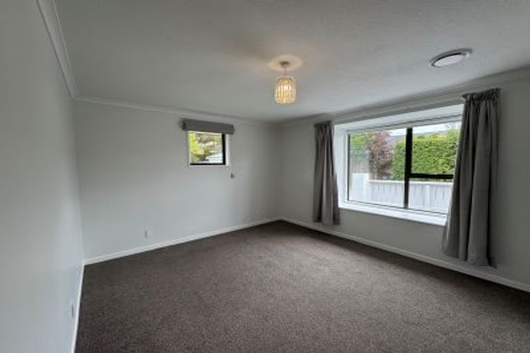 Photo of property in 18 Sabys Road, Halswell, Christchurch, 8025