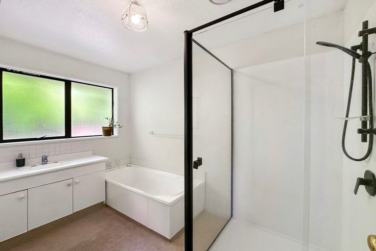 Photo of property in 2/41 Amyes Road, Hornby, Christchurch, 8042