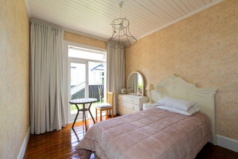 Photo of property in 29 Latham Street, Napier South, Napier, 4110