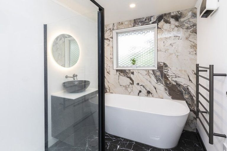 Photo of property in 20b Dunbarton Street, Redwood, Christchurch, 8051