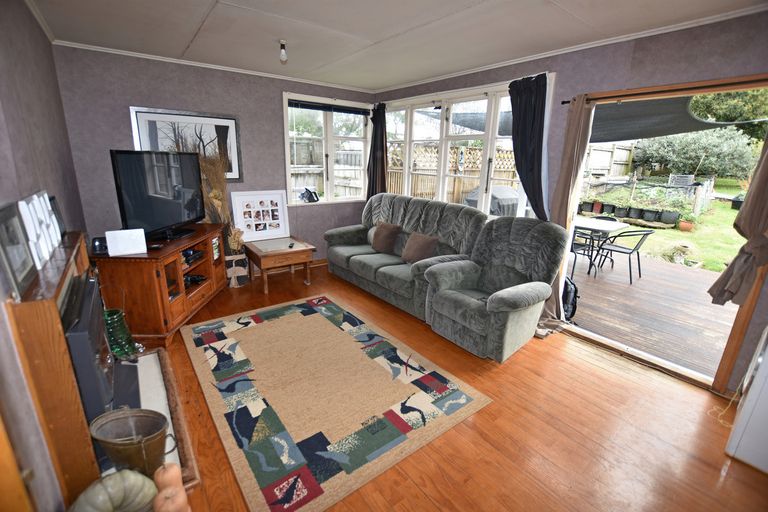 Photo of property in 78 Arimu Road, Papakura, 2110