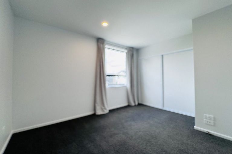 Photo of property in 5a Malaga Crescent, Harewood, Christchurch, 8051