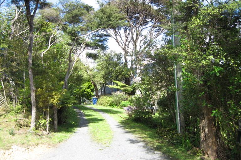 Photo of property in 15 Kilgour Terrace, Huia, Auckland, 0604