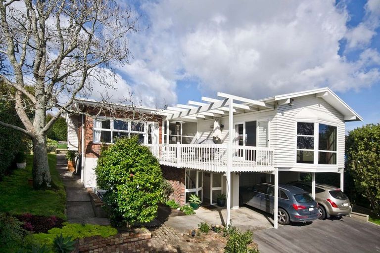 Photo of property in 67 Rosewell Crescent, Flat Bush, Auckland, 2019