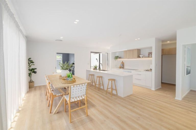 Photo of property in 11 Jardine Place, Marshland, Christchurch, 8051