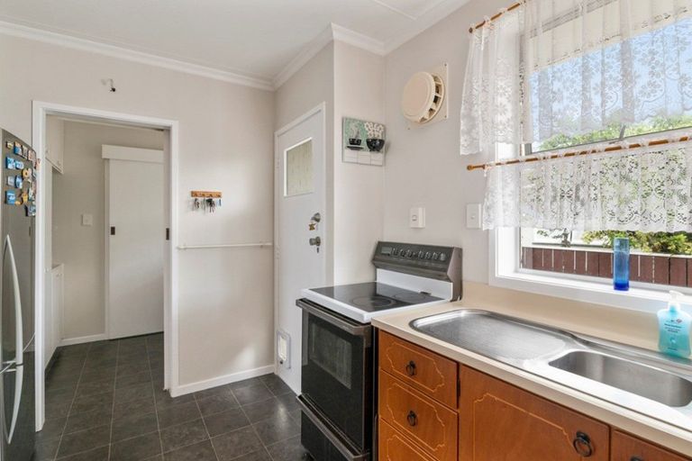 Photo of property in 10 Regal Street, Levin, 5510