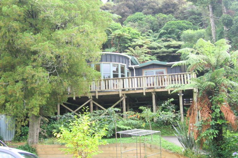 Photo of property in 32 Wyndham Road, Pinehaven, Upper Hutt, 5019