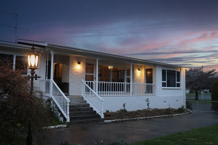 Photo of property in 32 Waterford Drive, Winton, 9720