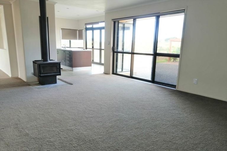 Photo of property in 299 Pine Valley Road, Dairy Flat, Silverdale, 0992