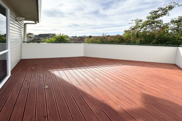 Photo of property in 21a Madison Place, Forrest Hill, Auckland, 0620