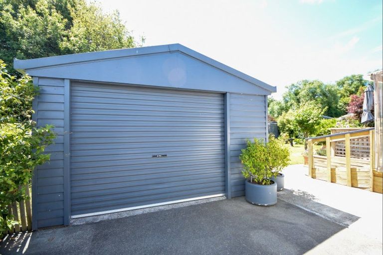 Photo of property in 20 Kupe Drive, Carterton, 5713