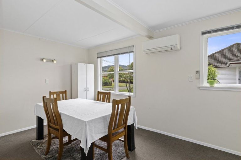 Photo of property in 15 Maher Street, Elderslea, Upper Hutt, 5018
