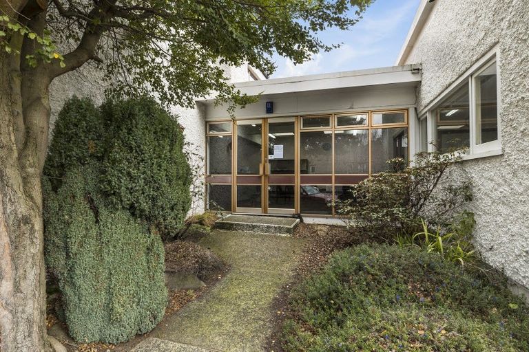 Photo of property in 10 Willowbank, North Dunedin, Dunedin, 9016