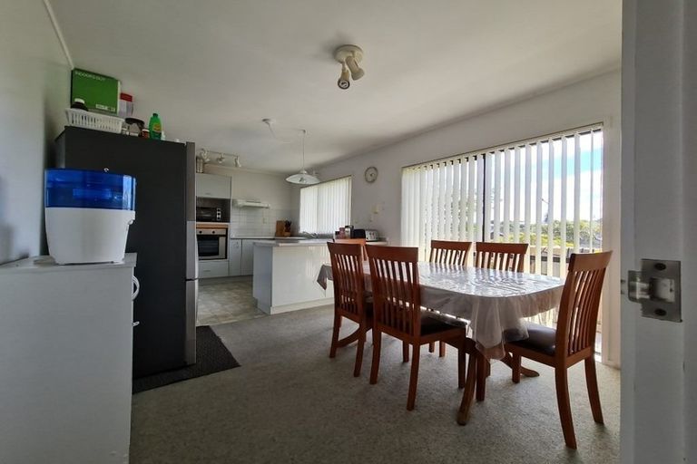 Photo of property in 1/9 Delamare Court, Sunnynook, Auckland, 0632