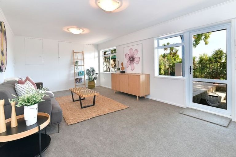 Photo of property in 153 Kowhai Road, Mairangi Bay, Auckland, 0630
