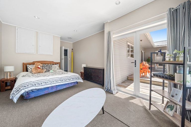 Photo of property in 9 Green Lane Road, Masterton, 5810