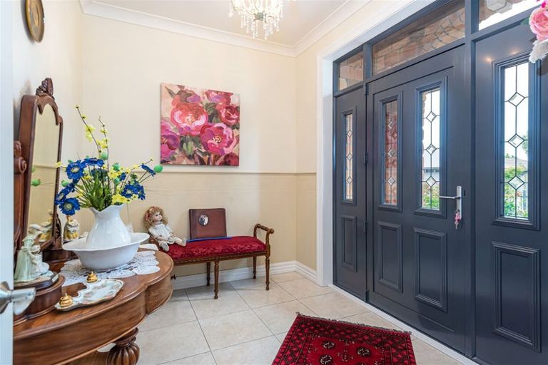 Photo of property in 10 Meeking Place, Aidanfield, Christchurch, 8025