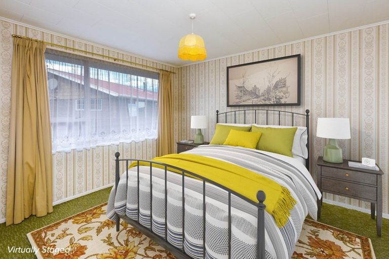 Photo of property in 2/72 Pasadena Crescent, Totara Park, Upper Hutt, 5018