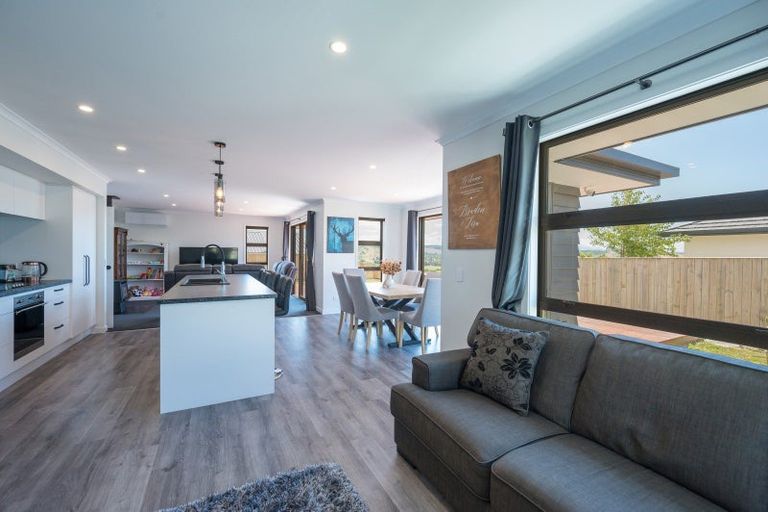 Photo of property in 36 Katania Heights, Brightwater, 7022