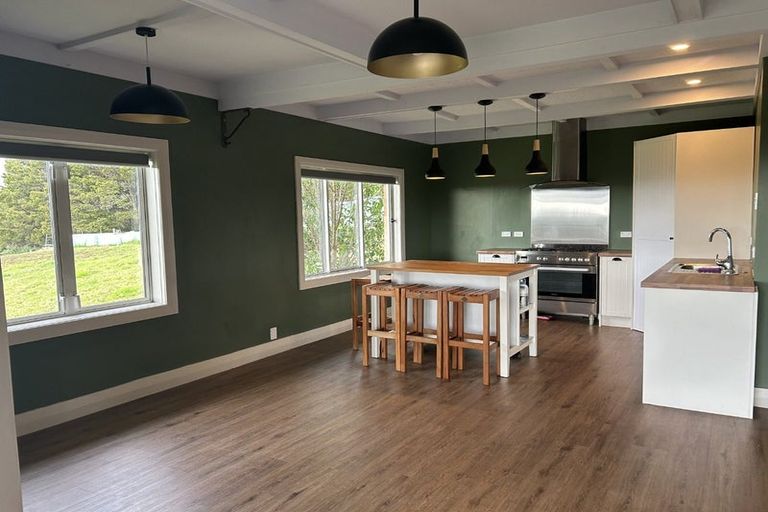 Photo of property in 115 Griffin Road, Maungaturoto, 0583