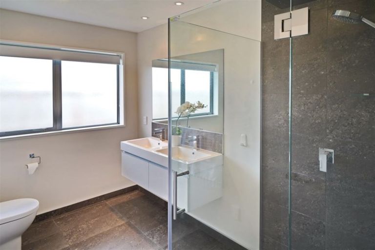 Photo of property in 17 Ormandy Court, Amberley, 7410