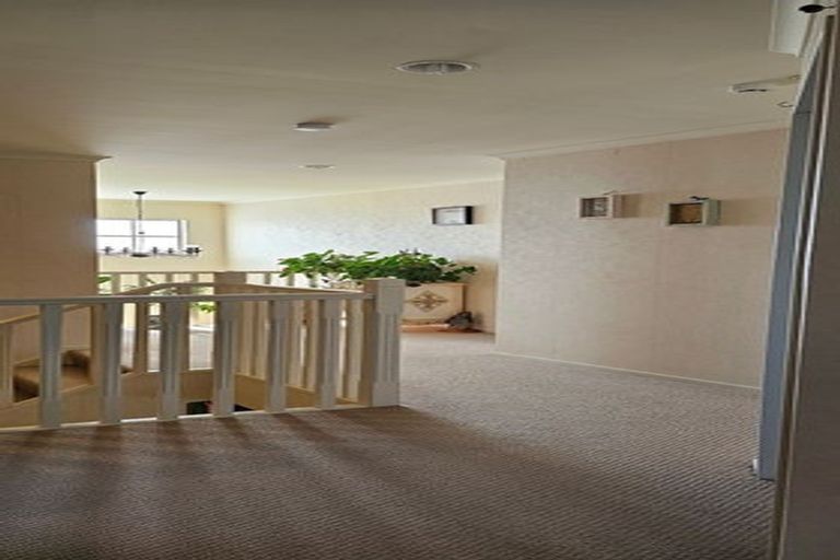 Photo of property in 4 Oswald Close, Flat Bush, Auckland, 2016