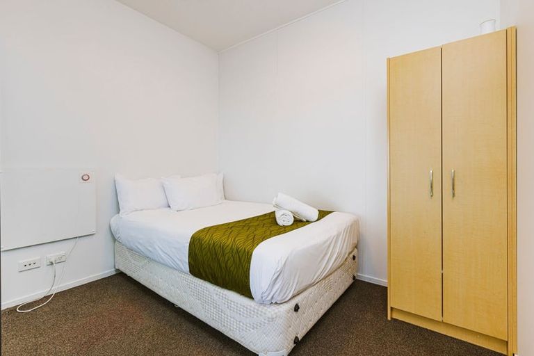 Photo of property in Twin Towers, 1111/17 Putney Way, Manukau, Auckland, 2104