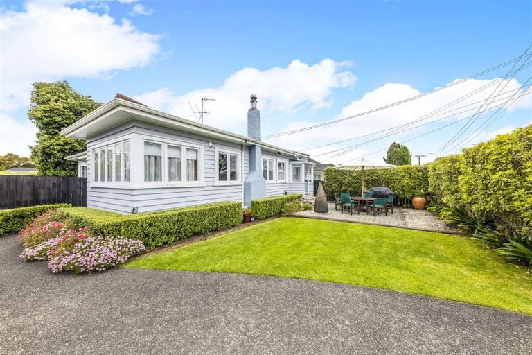 Photo of property in 2 Manse Road, Pahurehure, Papakura, 2113