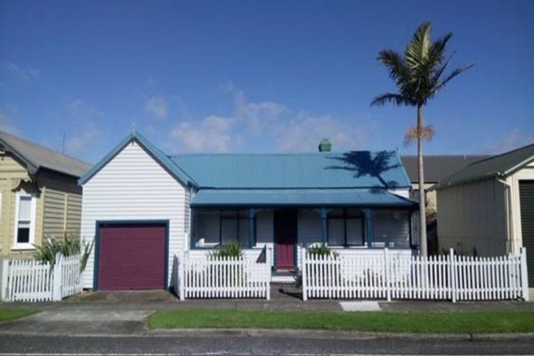 Photo of property in 317 Mackay Street, Thames, 3500
