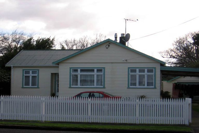 Photo of property in 55 Revans Street, Featherston, 5710