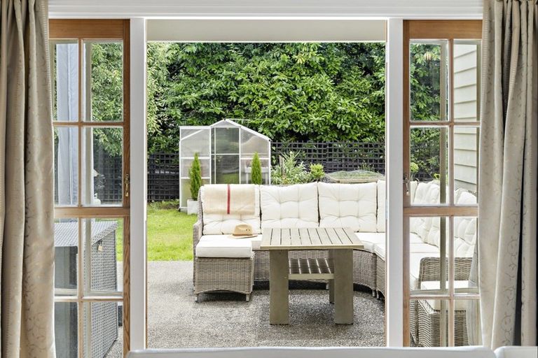 Photo of property in 269 High Street North, Carterton, 5713