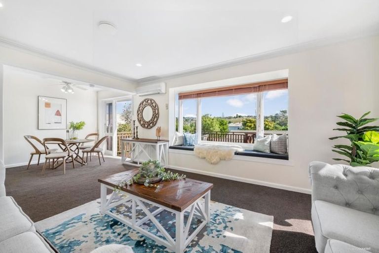 Photo of property in 2/2 Napoleon Avenue, Milford, Auckland, 0620