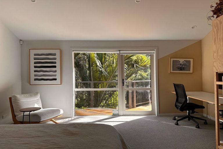 Photo of property in 61 Otitori Bay Road, Titirangi, Auckland, 0604