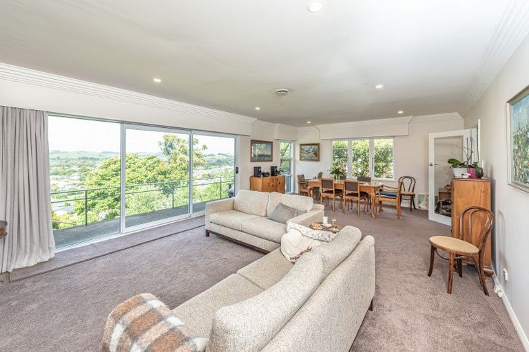 Photo of property in 10 Great North Road, Saint Johns Hill, Whanganui, 4500