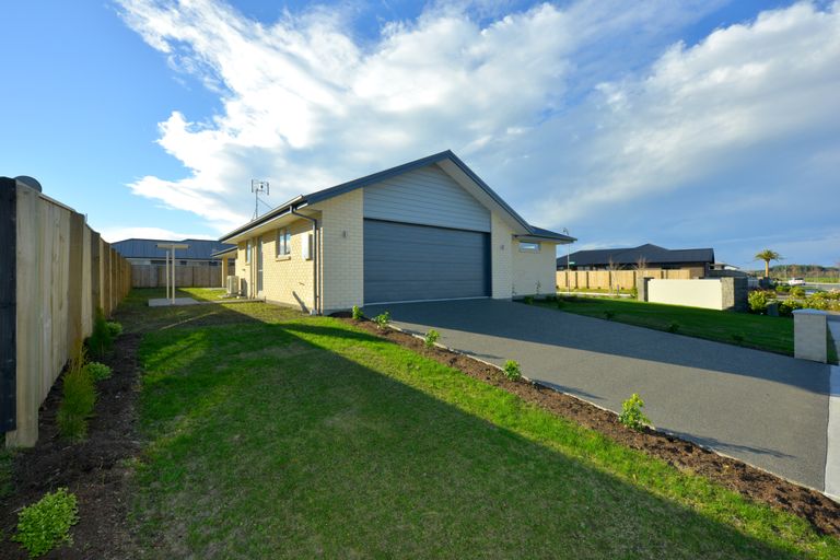 Photo of property in 85 Beachvale Drive, Kaiapoi, 7630