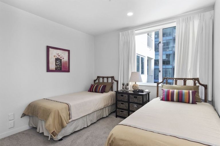 Photo of property in Beaumont Apartments, 8/12 Maunganui Road, Mount Maunganui, 3116