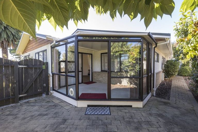 Photo of property in 432 College Street, Hokowhitu, Palmerston North, 4410