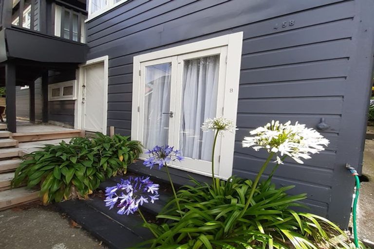 Photo of property in 458 Evans Bay Parade, Hataitai, Wellington, 6021