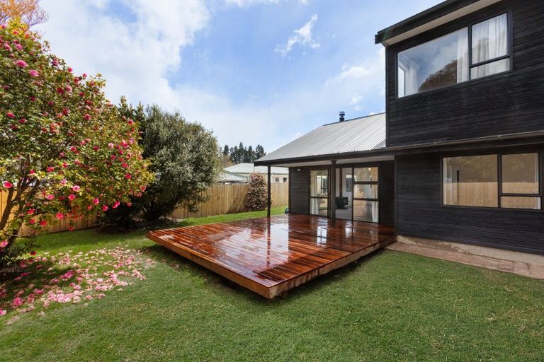 Photo of property in 9a Ragan Lane, Wanaka, 9305
