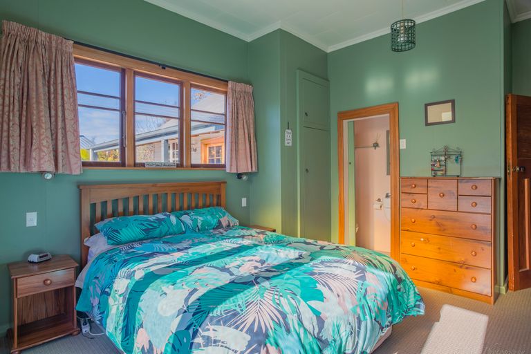 Photo of property in 28 Davie Street, Temuka, 7920