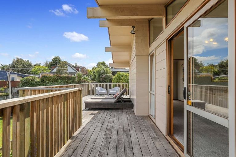 Photo of property in 29 Ingle Avenue, Waipahihi, Taupo, 3330