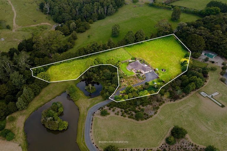 Photo of property in 16 De L'isle Lane, Maungatapere, Whangarei, 0179