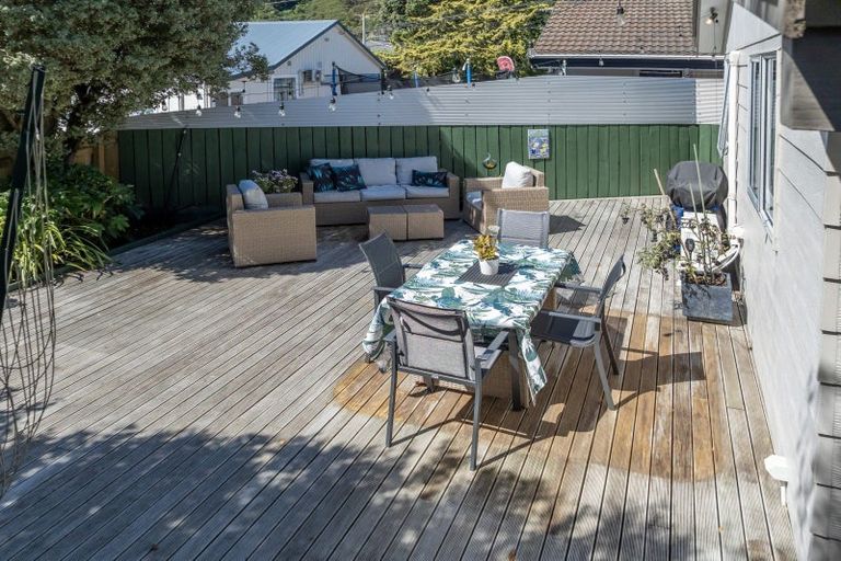 Photo of property in 3-5 Ruahine Street, Paraparaumu, 5032