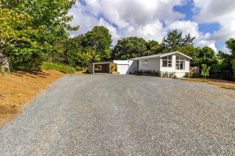 Photo of property in 138 Landing Road, Kerikeri, 0230