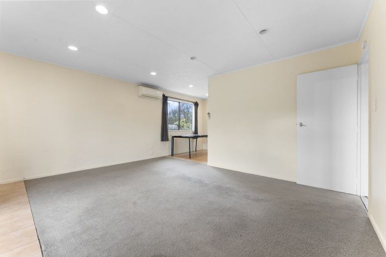 Photo of property in 42a Mcleavey Drive, Kelvin Grove, Palmerston North, 4414