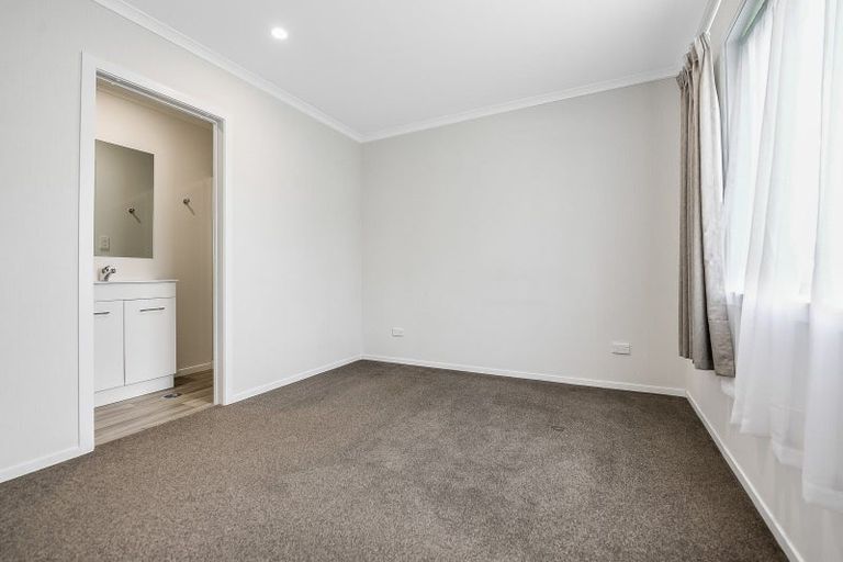 Photo of property in 1/17 Walter Street, Fairfield, Hamilton, 3214